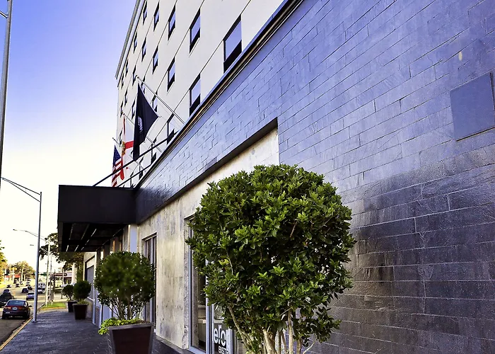 Duval, Autograph Collection Hotel